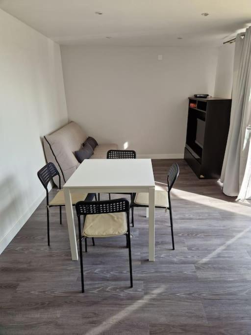 Appartement 2 Pieces Renove Avec Acces Piscine Peymeinade Buitenkant foto