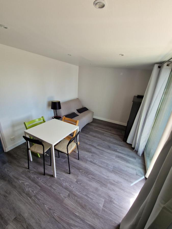 Appartement 2 Pieces Renove Avec Acces Piscine Peymeinade Buitenkant foto